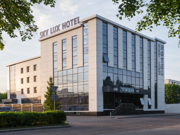 Отель Sky Lux