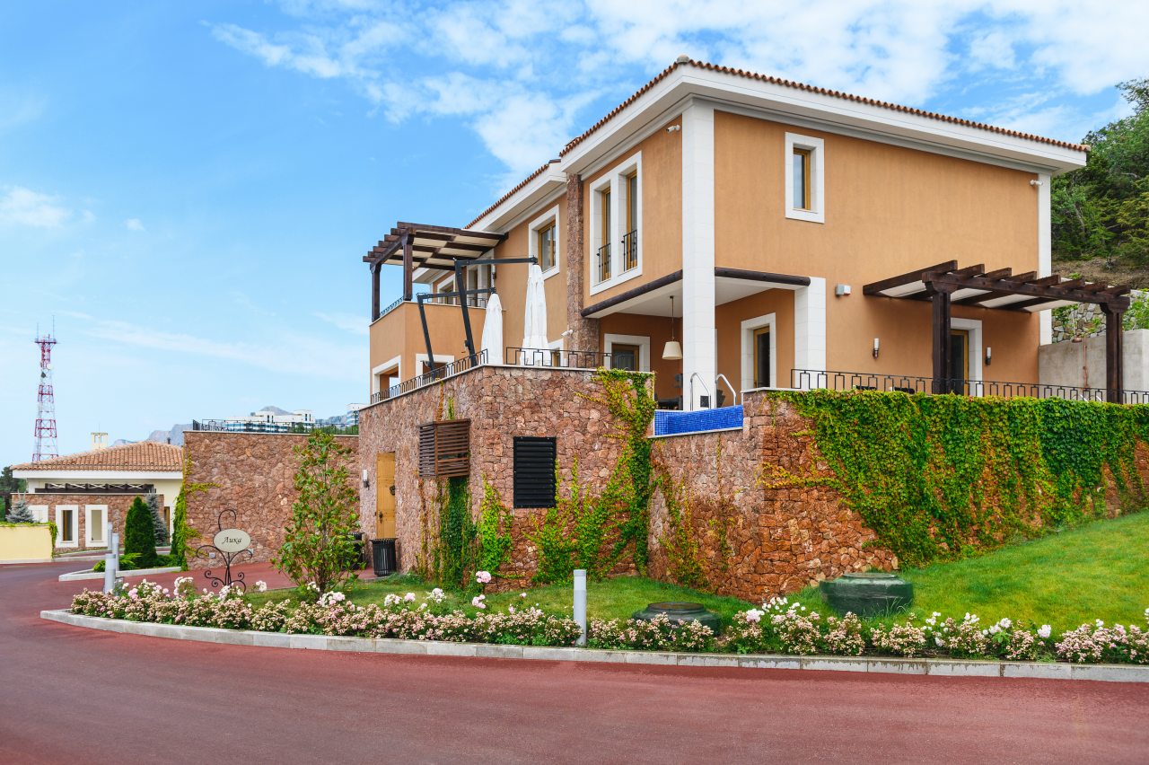 Вилла (Вишневый Сад 3 спальни) резиденции Крымский Бриз Hotel&Villas, Симеиз