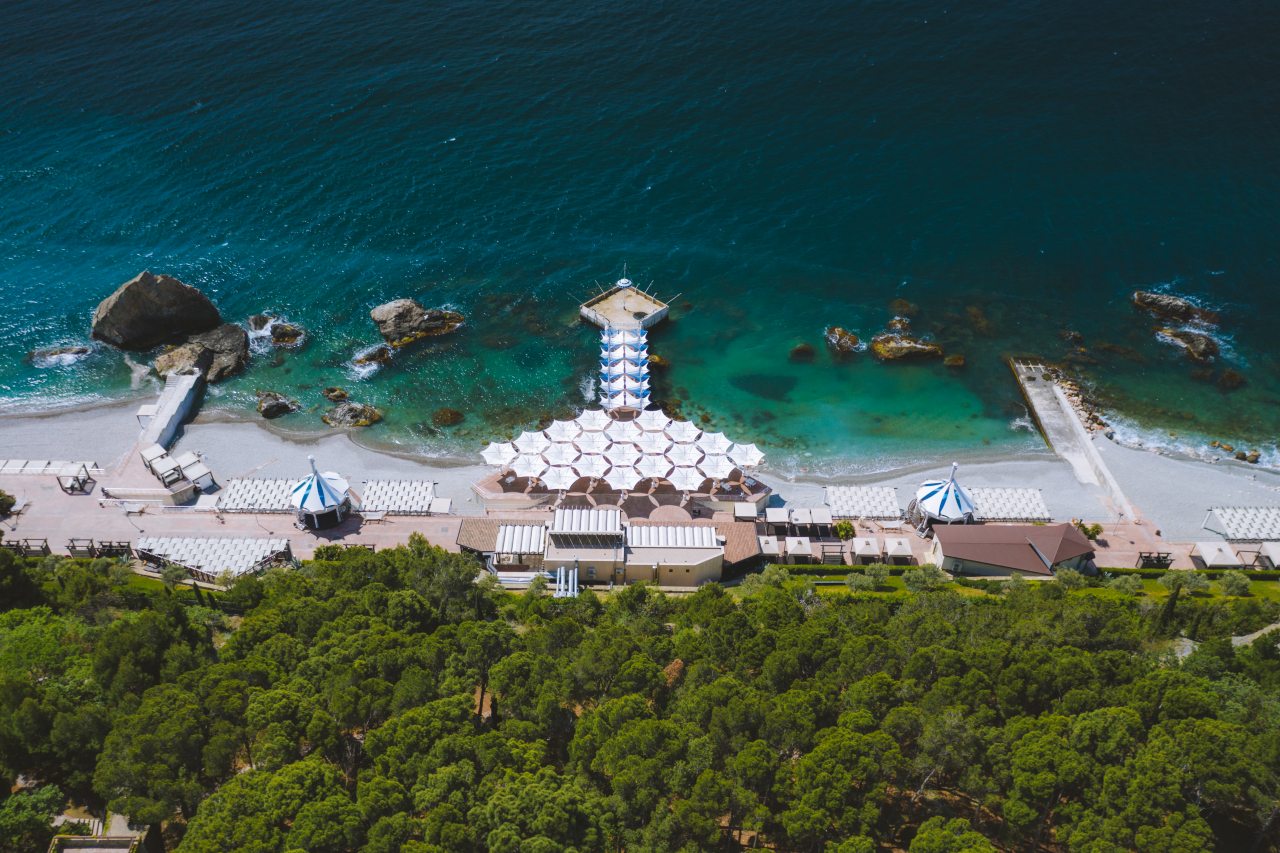 Галечный пляж, Крымский Бриз Hotel&Villas
