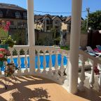 Сад, Гостевой дом Мандарин