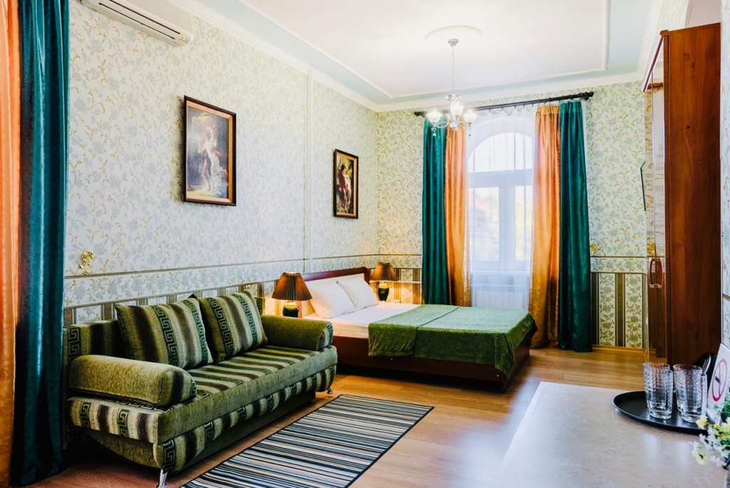 Семейный (Стандартный, № 4) гостиницы 21 век, Астрахань