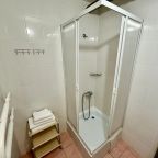 Семейный (ЭКОНОМ с двуспальной кроватью), Гостиница Сталагмит