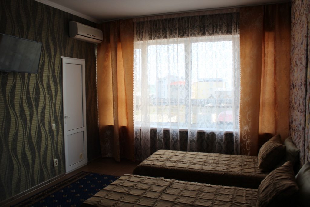 Двухместный (Стандарт, Без балкона) гостиницы White Lion, Судак