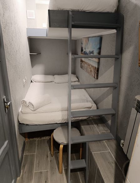 Фотография номера гостиницы Арт Галактика