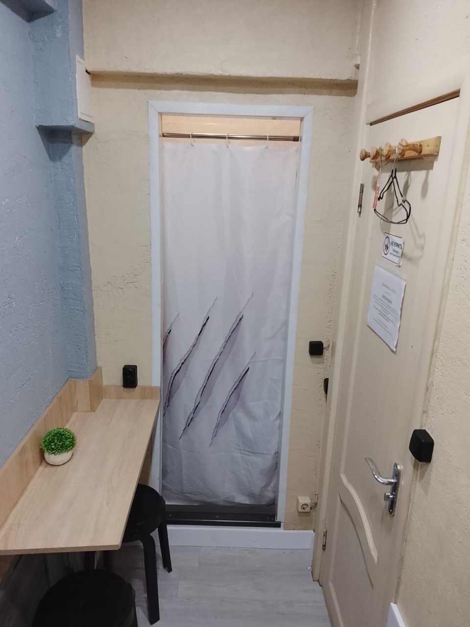 Двухместный (Капсульный с мини диван - кровать и душем), Отель Арт Галактика