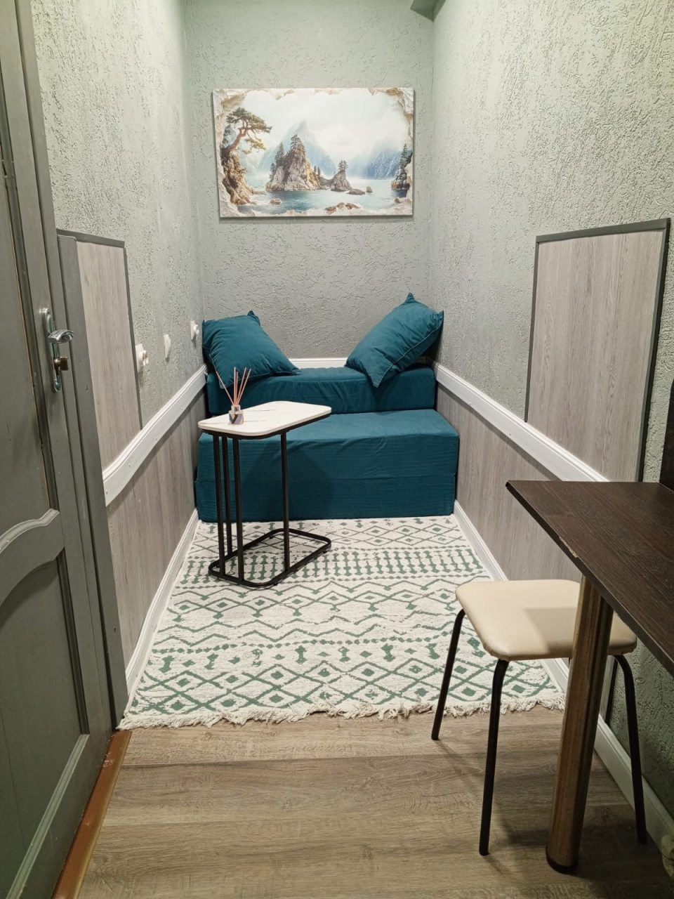 Двухместный (Капсульный с мини диван - кровать и душем), Отель Арт Галактика