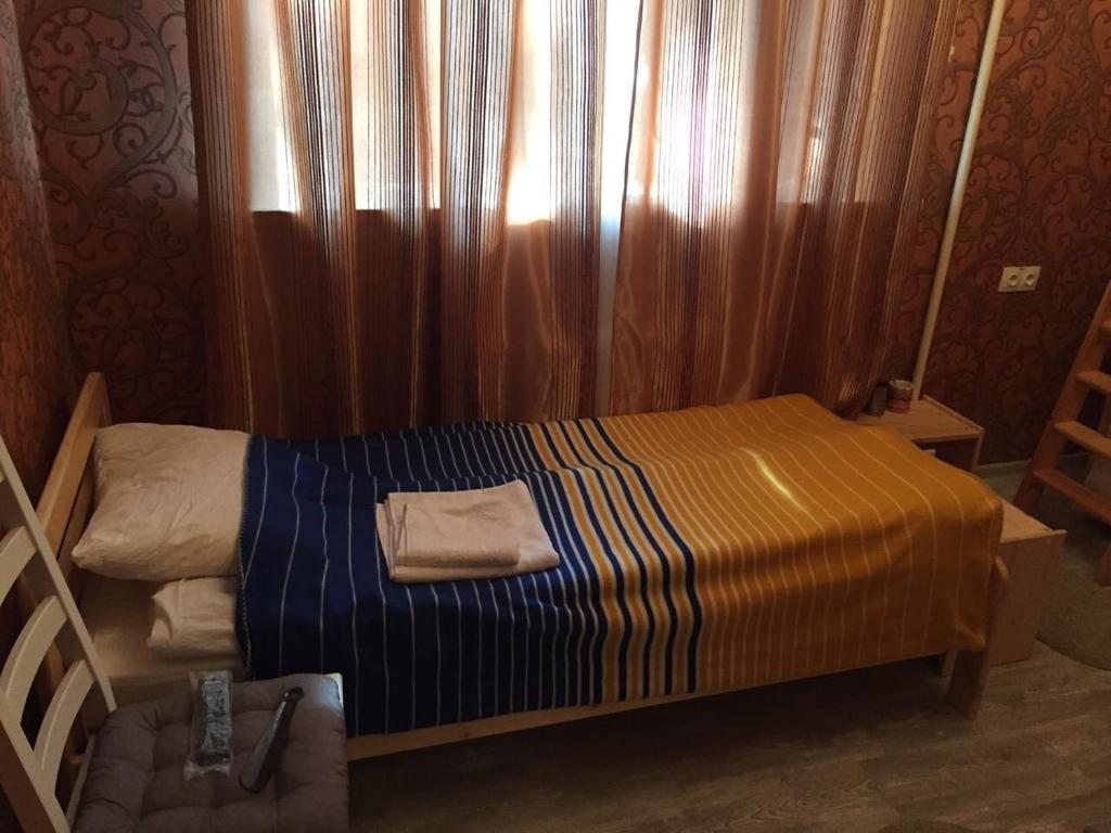 Двухместный (Бюджетный двухместный номер с 2 отдельными кроватями) отеля 1007-я ночь, Ростов-на-Дону
