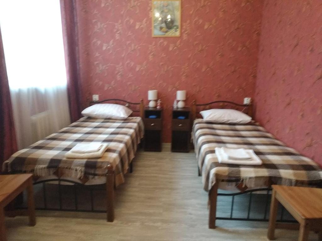 Двухместный (Двухместный номер с 1 кроватью или 2 отдельными кроватями и собственной ванной комнатой) отеля 1007-я ночь, Ростов-на-Дону