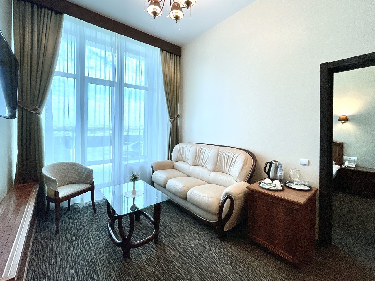 De Luxe (Джуниор Сюит двухкомнатный с балконом), Отель 41