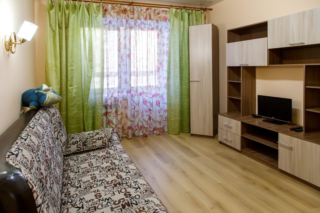 Купить однокомнатную квартиру в 7. Одно комнатная квартира. Однокомнатная квартира в Иркутске. Однушки в Иркутске. Иркутский суточный квартира.