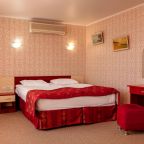 Номер с двуспальной кроватью в гостинице Амакс отель Азов
