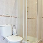 Четырехместный, Гостиница Горница