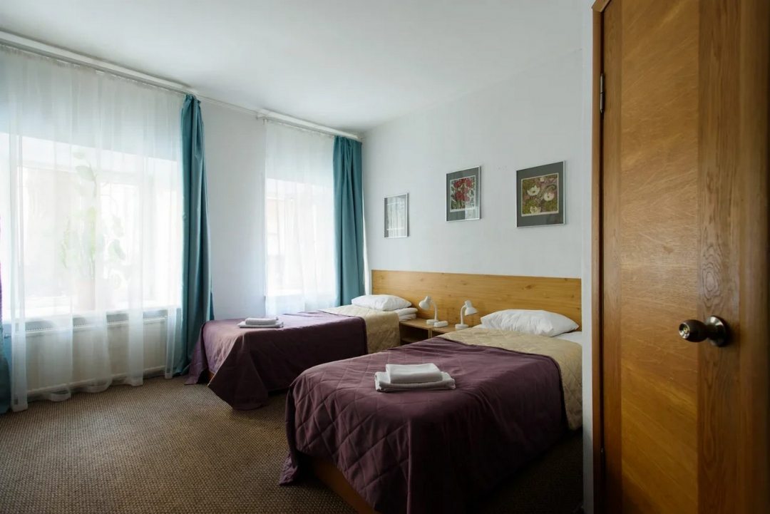 Двухместный (с 1 двуспальной кроватью или 2 односпальными кроватями и собственной ванной комнатой), Мини-отель Pushkinskaya 8