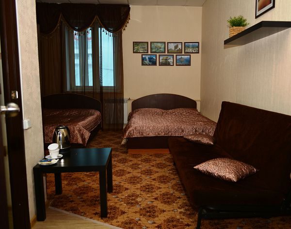 Трёхместный и более (4-местный) мини-отеля Жан, Барнаул