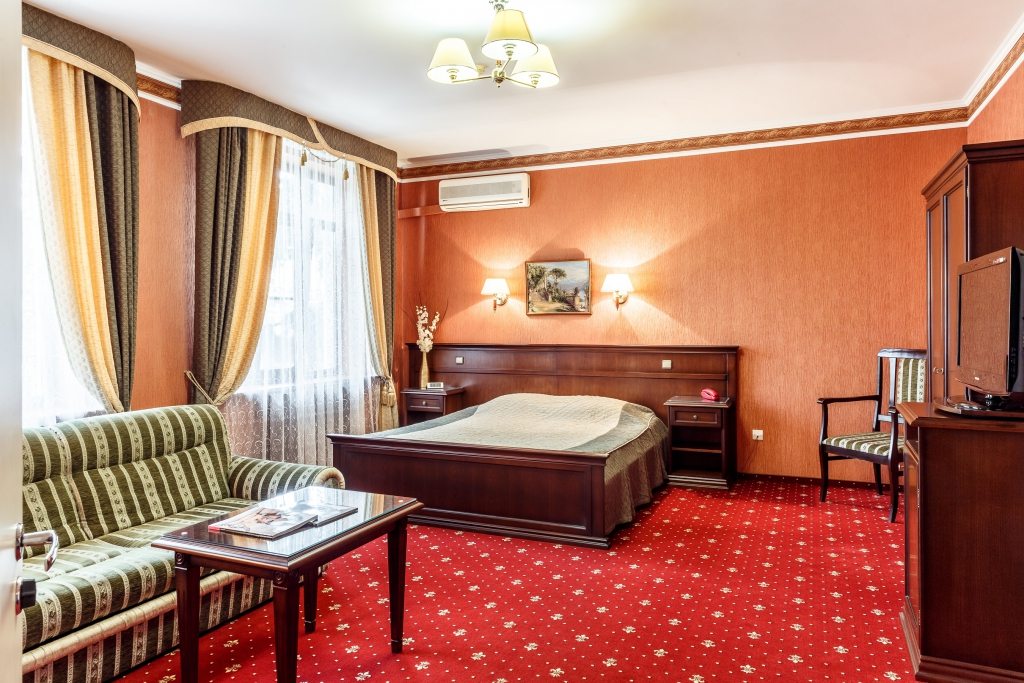 Полулюкс гостиницы Бизнес-Отель, Краснодар