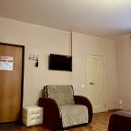 Спутниковое ТВ, мягкое кресло