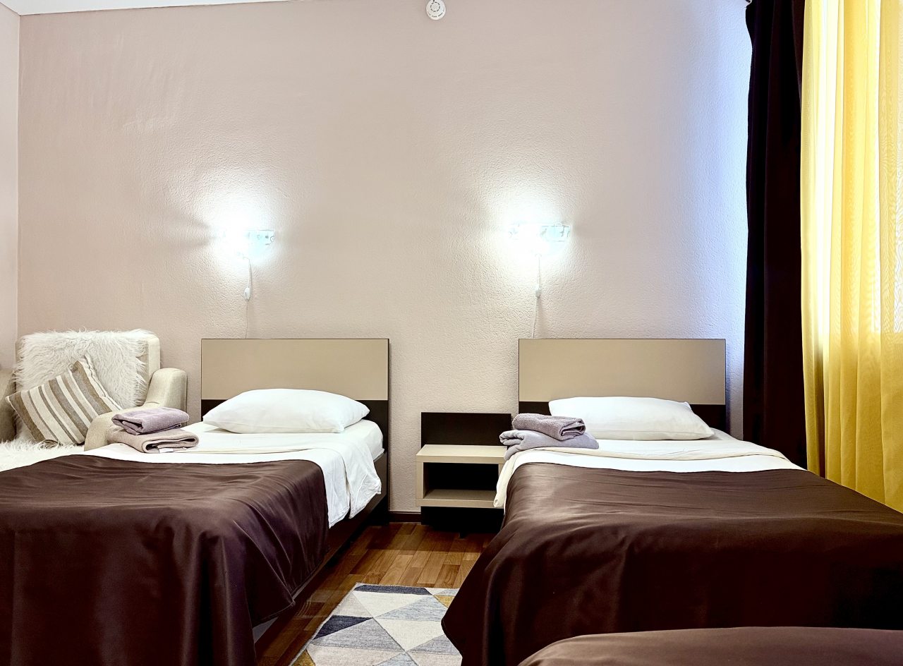 Односпальные кровати 96х190