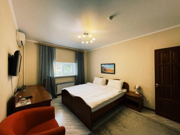 Отель Astra Inn