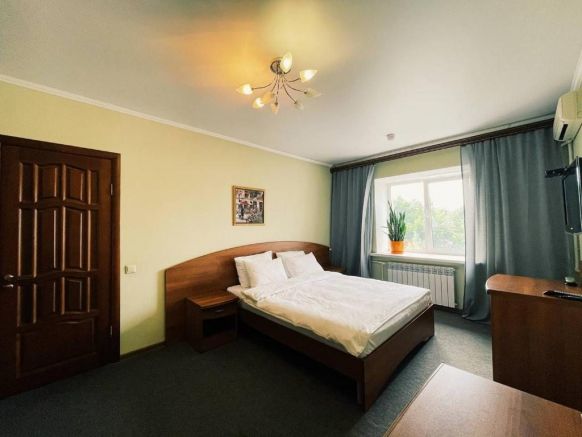 Отель Astra Inn