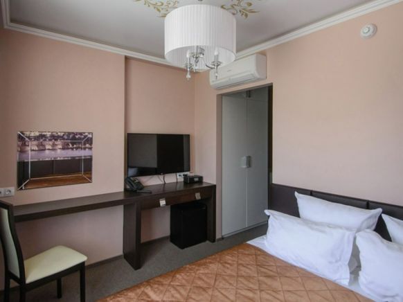 Фотография номера апарт отеля Ахотелс Дизайн Стайл