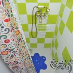 Душевые кабины как отдельные комнатки