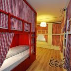 Комната по имени Англия на 14 Гостей