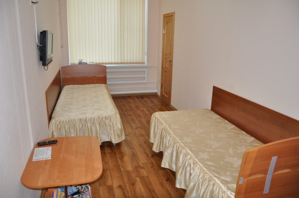 Двухместный (Стандарт с двумя односпальными кроватями) гостиницы Солнечная, Вешенская