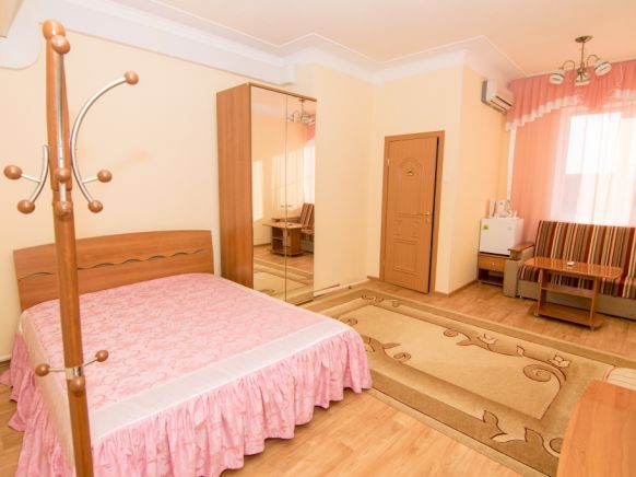 Фотография номера гостиницы Солнечная