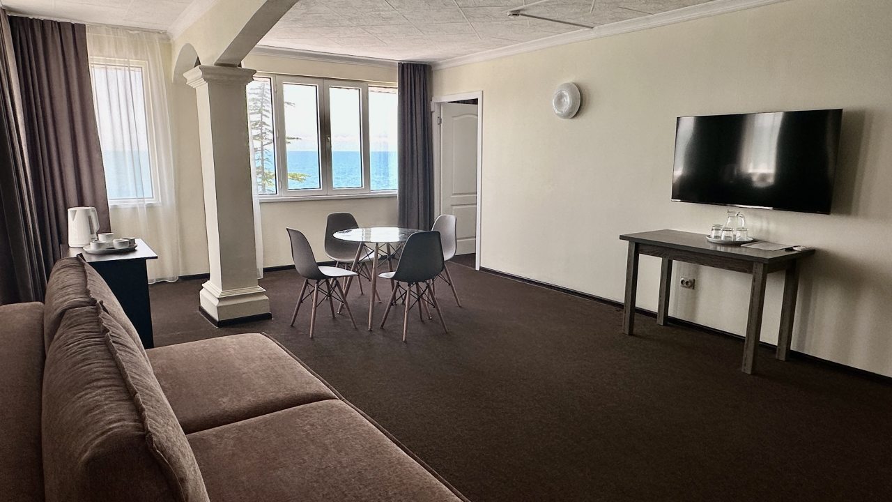 Улучшенный семейный номер