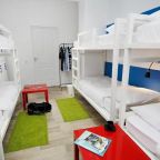 Номер (Кровать в общем 8-местном номере для мужчин), Maxi House Hostel