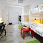 Номер (Кровать в общем номере для женщин с 4 кроватями), Maxi House Hostel