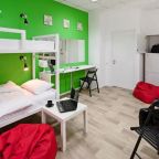 Номер (Кровать в общем 6-местном номере для мужчин и женщин), Maxi House Hostel