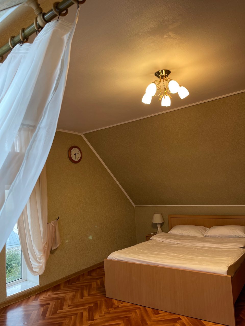 Двухместный (Стандарт с одной Двуспальной кроватью), Отель Евразия