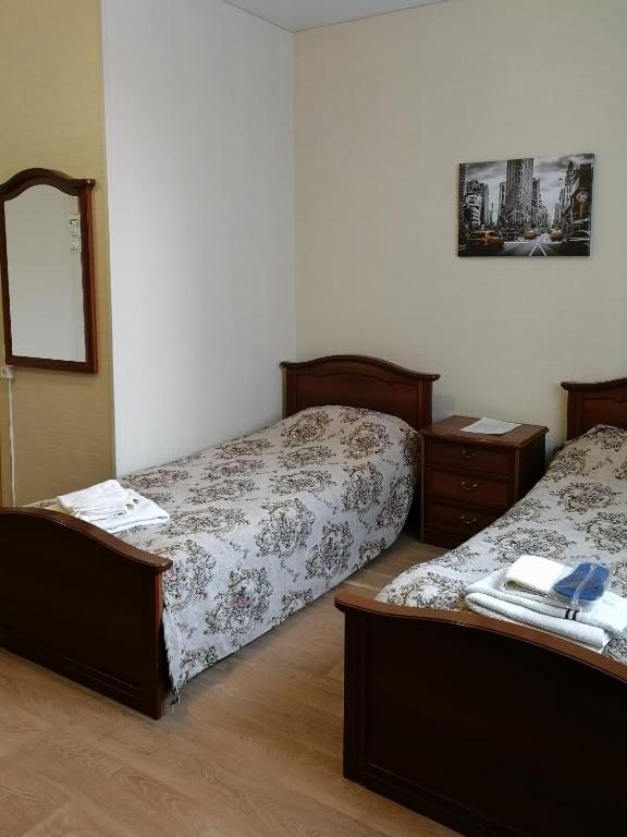 Двухместный (Двухместный номер эконом-класса с 2 отдельными кроватями) отеля В Центре +, Уфа