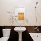 Полулюкс (Двухкомнатный с балконом), Спа-отель Энергетик на берегу реки