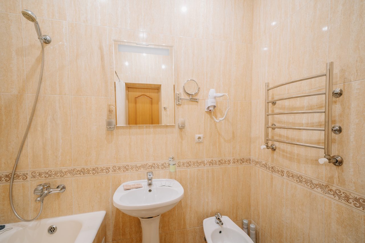 Апартаменты (Трехкомнатные с камином, мини-сауной, балконом), Спа-отель Энергетик на берегу реки