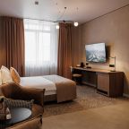 Полулюкс, Гостиница City Hotel