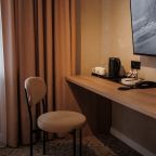 Полулюкс, Гостиница City Hotel