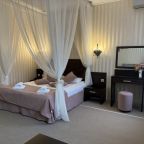 Люкс, Гостиный дворъ