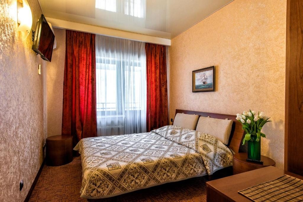 Двухместный (Двухместный номер «Комфорт» с 1 кроватью) курортного отеля Черномор, Широкая Балка
