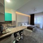 Студио, Отель Бугарь