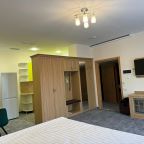 Люкс, Отель Бугарь