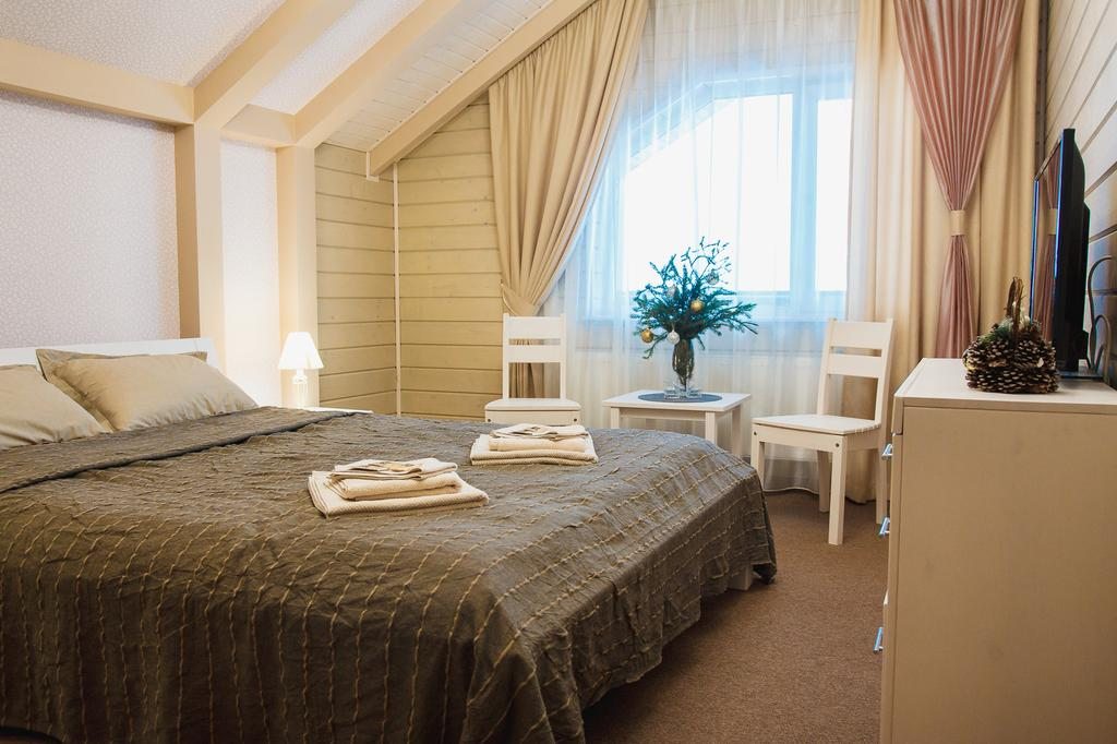Сьюит (Стандартный двухместный люкс с 1 кроватью) гостевого дома Шумихина гора, Великий Устюг