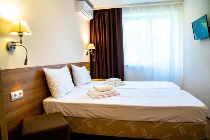 Двухместный (Двухместный номер с 1 кроватью или 2 отдельными кроватями, вид на сад) курортного отеля Ателика Небуг