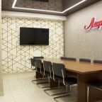 Бизнес-центр, Гостиница Аврора