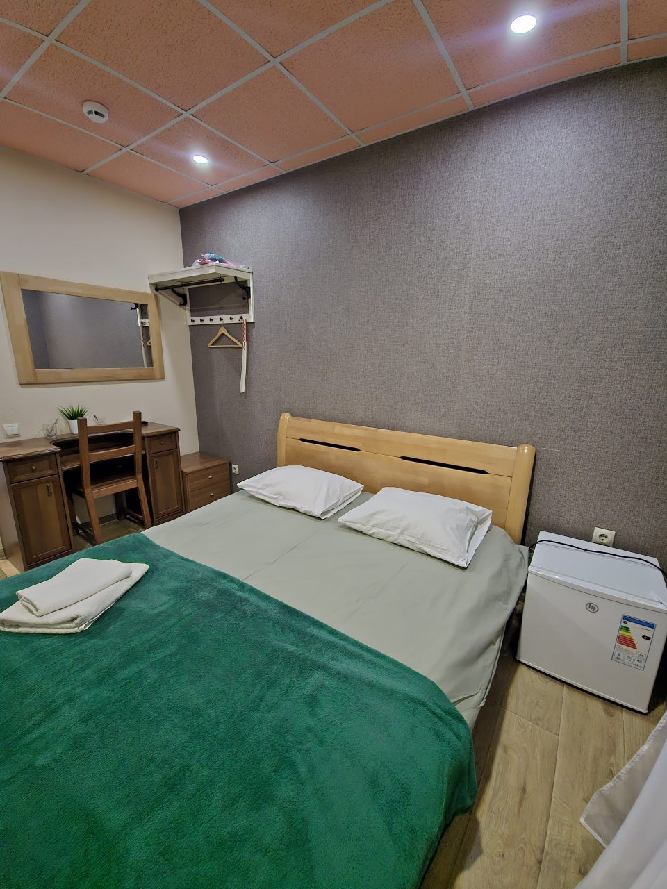 Двухместный номер категории Стандарт.
Удобства в номера.