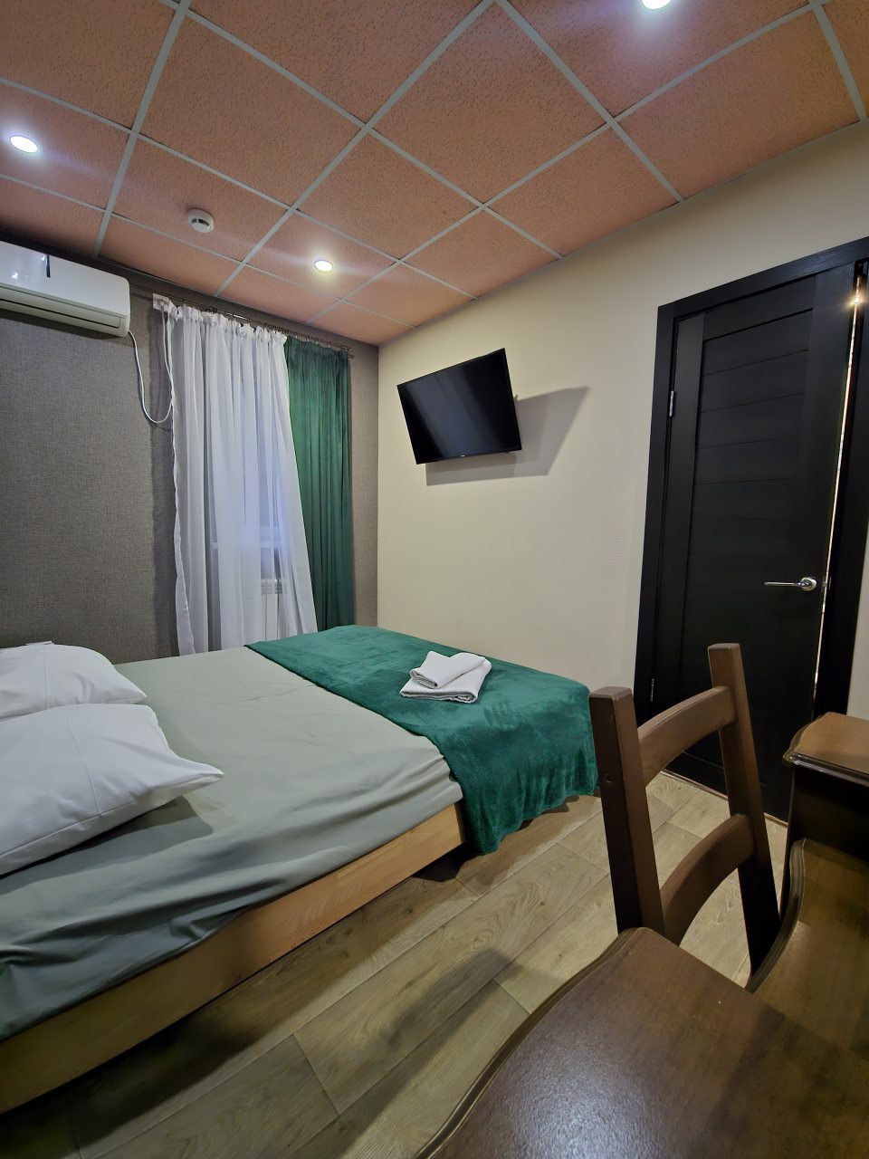 Двухместный номер категории Стандарт.
Удобства в номера.