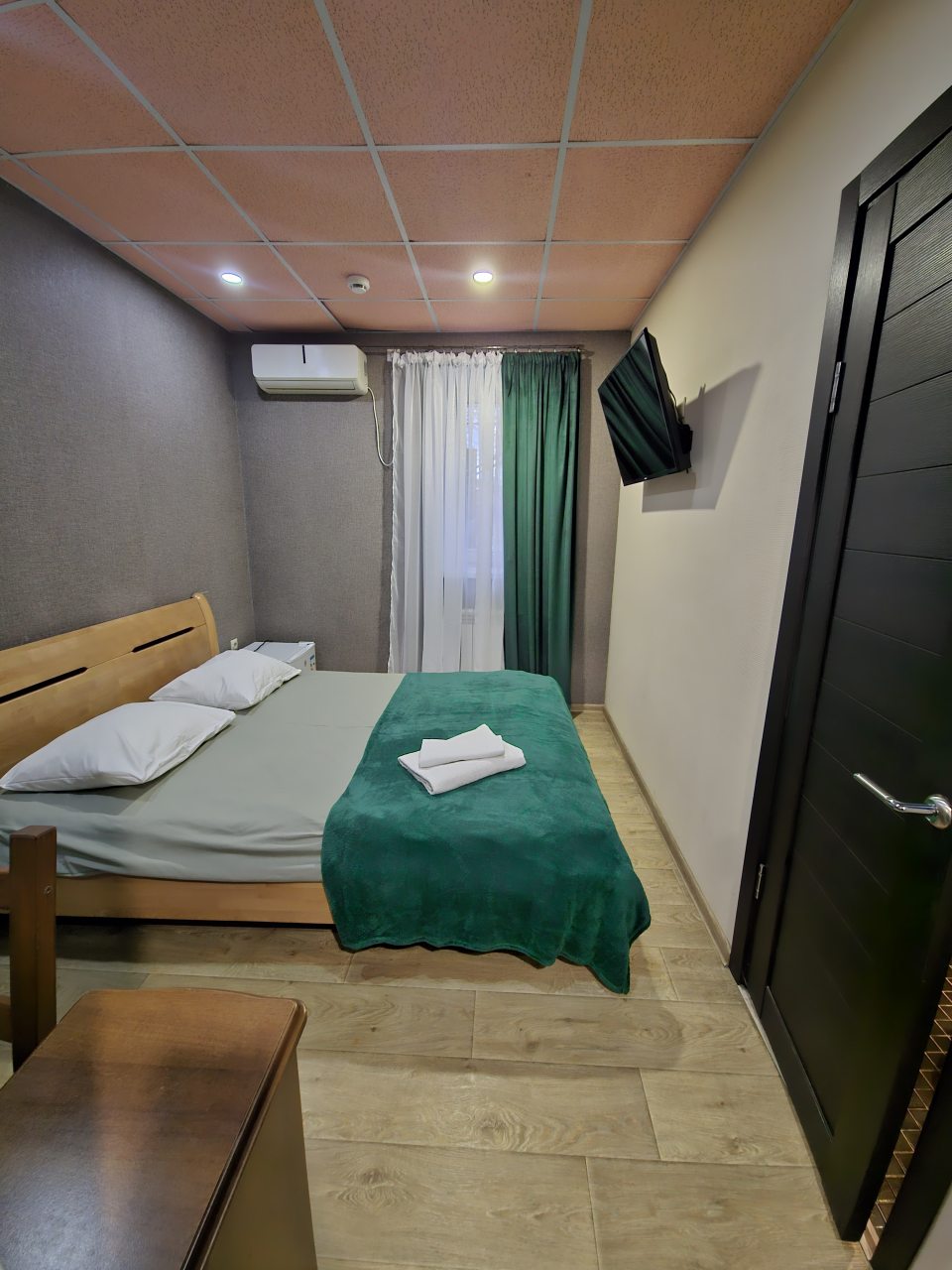 Двухместный номер категории Стандарт.
Удобства в номера.