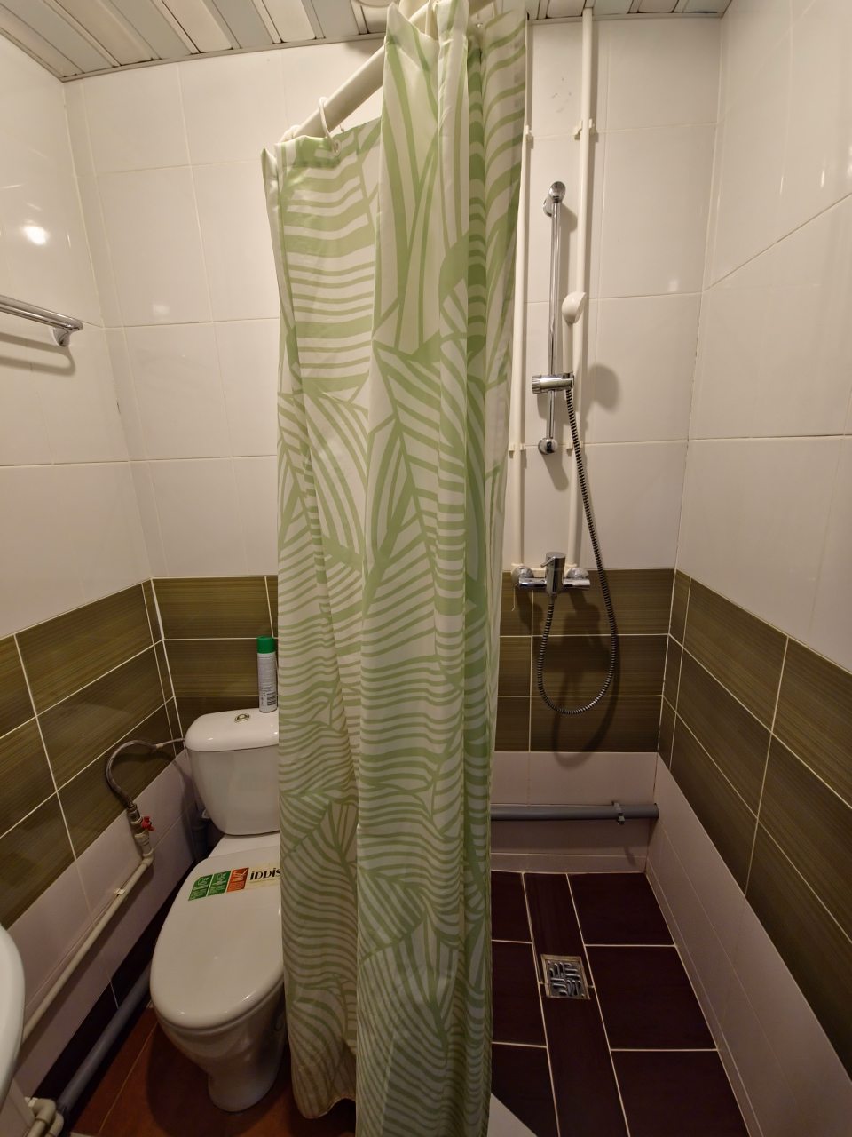 Одноместный номер категории Стандарт. 
Удобства в номера.