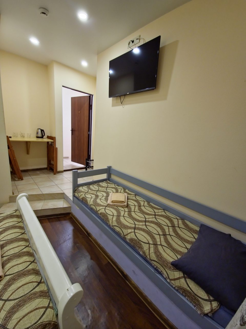 Трехместный номер категории Стандарт.
Удобства в номера.